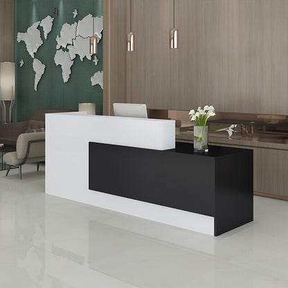 Lacquered reception desk